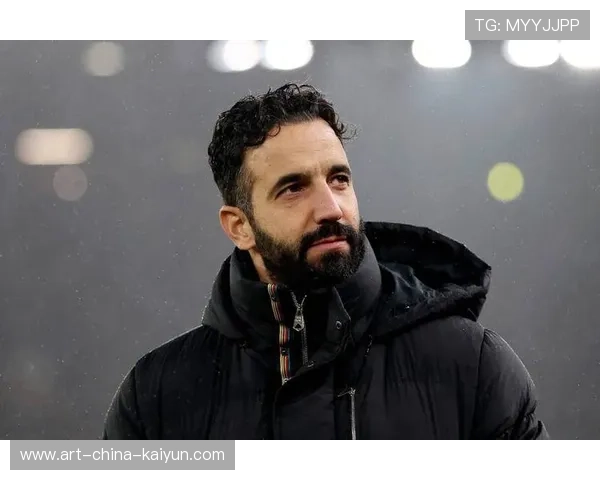 曼联两处伤停重击！阿莫林变阵难题接踵而来